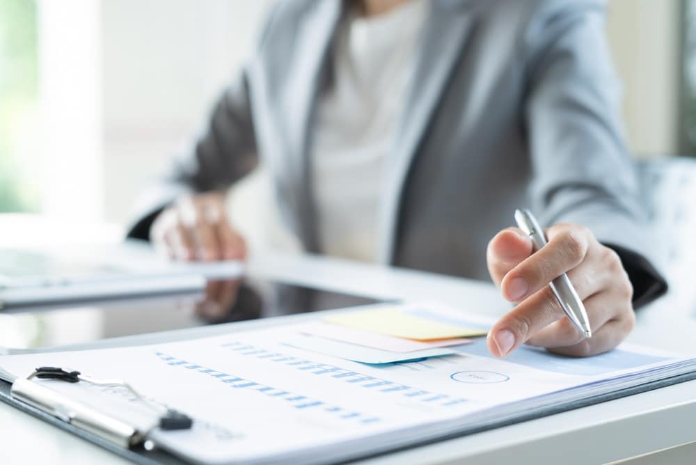 Expert Working On Company Deregistration